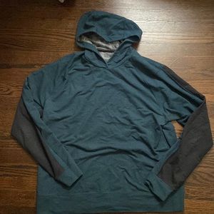Lululemon pullover with hood size xxl